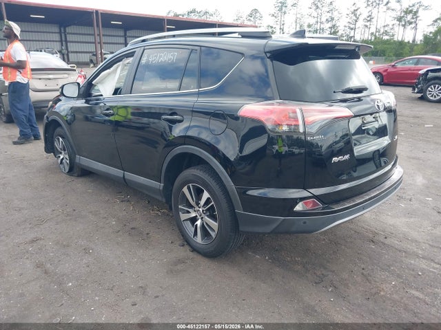 Продажа на аукционе авто 2018 Toyota Rav4 Xle, vin: 2T3WFREV8JW469948, номер лота: 45122157