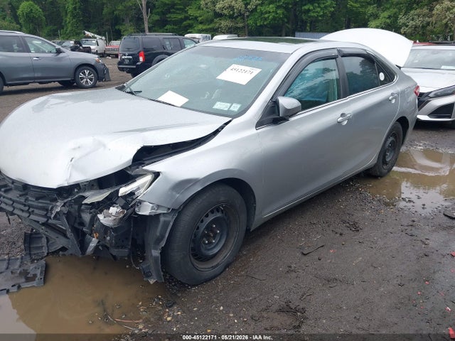 2015 Toyota Camry Xle მანქანა იყიდება აუქციონზე, vin: 4T1BF1FK5FU968887, აუქციონის ნომერი: 45122171