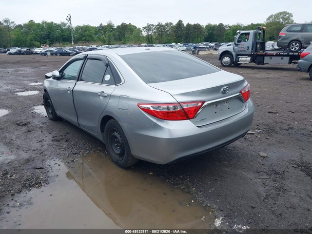 2015 Toyota Camry Xle მანქანა იყიდება აუქციონზე, vin: 4T1BF1FK5FU968887, აუქციონის ნომერი: 45122171