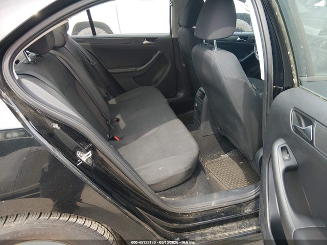 2015 Volkswagen Jetta 2.0l S მანქანა იყიდება აუქციონზე, vin: 3VW2K7AJ5FM296364, აუქციონის ნომერი: 45122180