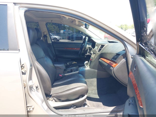 45122191 :رقم المزاد ، 4S3BMGK68A3233535 vin ، 2010 Subaru Legacy 2.5i Limited مزاد بيع
