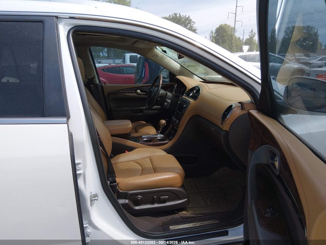45122202 :رقم المزاد ، 5GAKRCKD5GJ111892 vin ، 2016 Buick Enclave Premium مزاد بيع