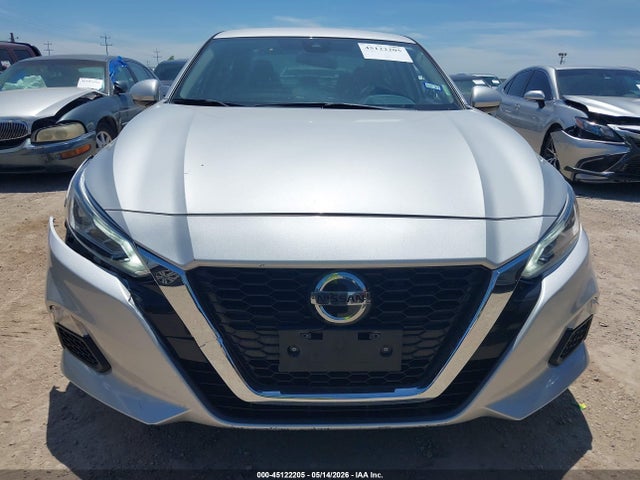 1N4BL4DV8NN328778 Nissan Altima Sv Fwd