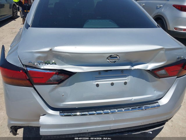 1N4BL4DV8NN328778 Nissan Altima Sv Fwd