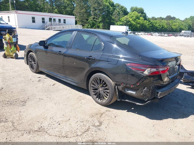 45122231 :رقم المزاد ، 4T1T11AK2MU492105 vin ، 2021 Toyota Camry Se Nightshade Edition مزاد بيع