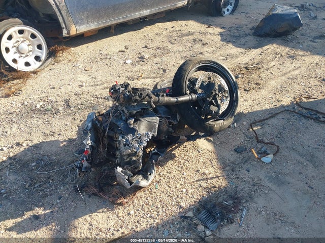 45122268 :رقم المزاد ، JKBZXJK16SA011389 vin ، 2025 Kawasaki Zx636 K مزاد بيع