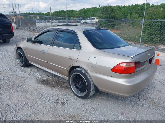45122276 :رقم المزاد ، 1HGCG55681A080356 vin ، 2001 Honda Accord 2.3 Ex مزاد بيع