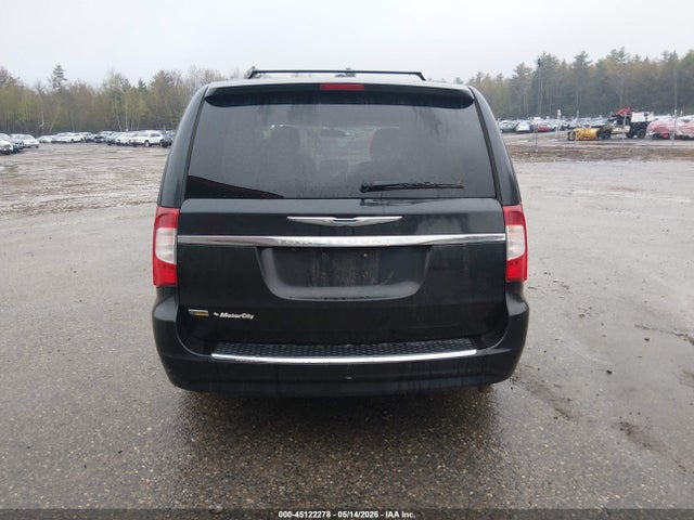 45122278 :رقم المزاد ، 2A4RR5DG5BR681681 vin ، 2011 Chrysler Town & Country Touring مزاد بيع