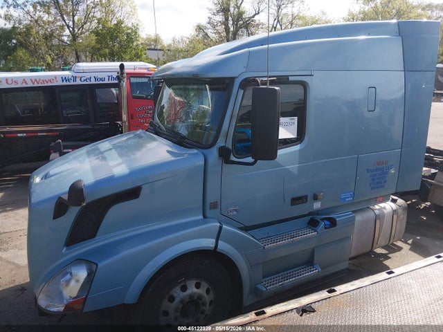 Aukcja sprzedaży 2018 Volvo Vnl, vin: 4V4NC9EH4JN886011, numer aukcji: 45122329