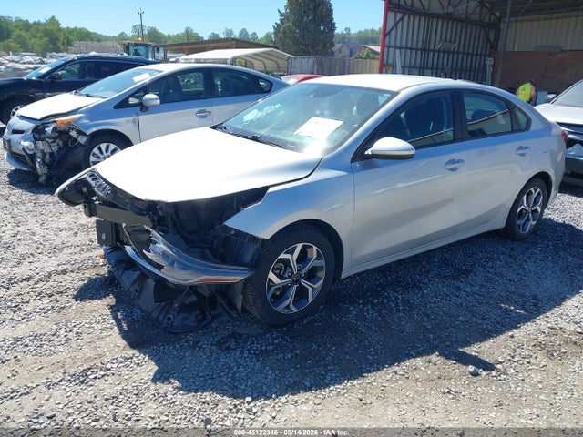 3KPF24AD2ME279865 KIA Forte Lxs