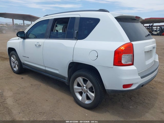 45122364 :رقم المزاد ، 1J4NT1FB3BD170788 vin ، 2011 Jeep Compass مزاد بيع