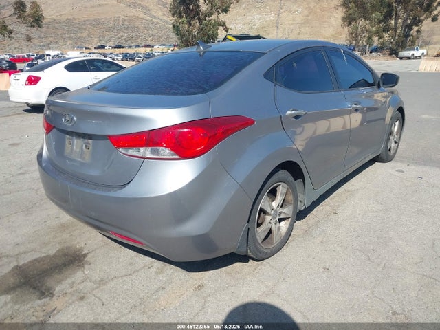 Продаж на аукціоні авто 2013 Hyundai Elantra Gls/limited, vin: KMHDH4AE6DU590565, номер лоту: 45122365