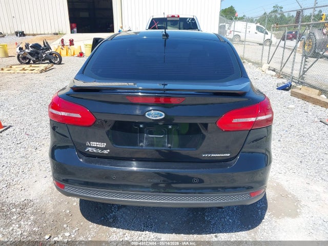 2018 Ford Focus Titanium მანქანა იყიდება აუქციონზე, vin: 1FADP3J27JL202015, აუქციონის ნომერი: 45122404