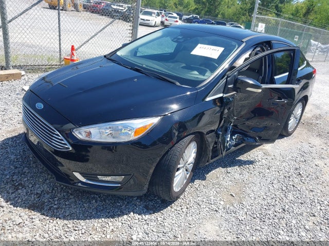 2018 Ford Focus Titanium მანქანა იყიდება აუქციონზე, vin: 1FADP3J27JL202015, აუქციონის ნომერი: 45122404