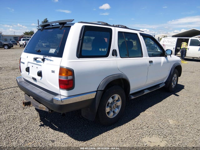 45122438 :رقم المزاد ، JN8AR05Y9WW268337 vin ، 1998 Nissan Pathfinder Le/se/xe مزاد بيع