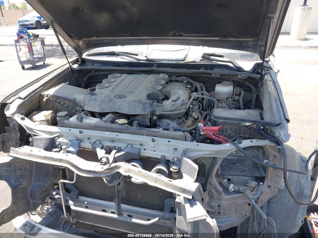 Toyota 4RUNNER SR5 2015 JTEZU5JR3F5108982 Image 10