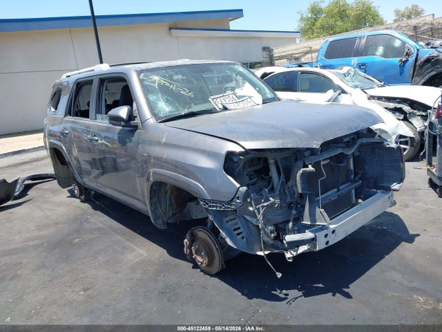 Toyota 4RUNNER SR5 2015 JTEZU5JR3F5108982 Image 14