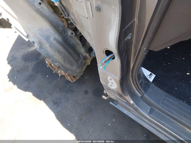 Toyota 4RUNNER SR5 2015 JTEZU5JR3F5108982 Image 18