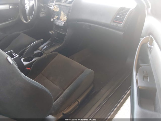 45122484 :رقم المزاد ، 1HGCM82275A008405 vin ، 2005 Honda Accord 3.0 Lx مزاد بيع