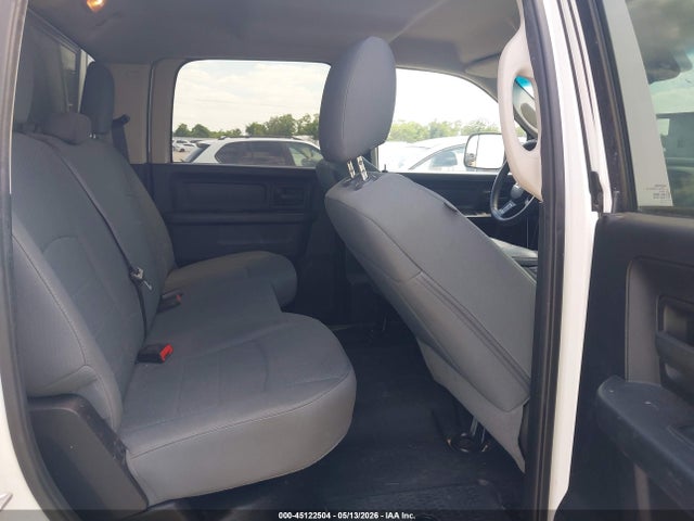 45122504 :رقم المزاد ، 3C63R2GT2FG604613 vin ، 2015 Ram 3500 Tradesman مزاد بيع