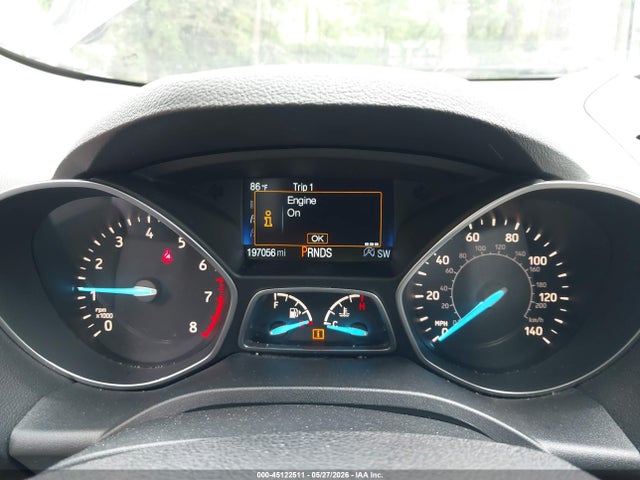 45122511 :رقم المزاد ، 1FMCU0GD2HUB57233 vin ، 2017 Ford Escape Se مزاد بيع