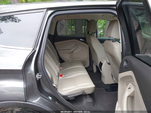 45122511 :رقم المزاد ، 1FMCU0GD2HUB57233 vin ، 2017 Ford Escape Se مزاد بيع