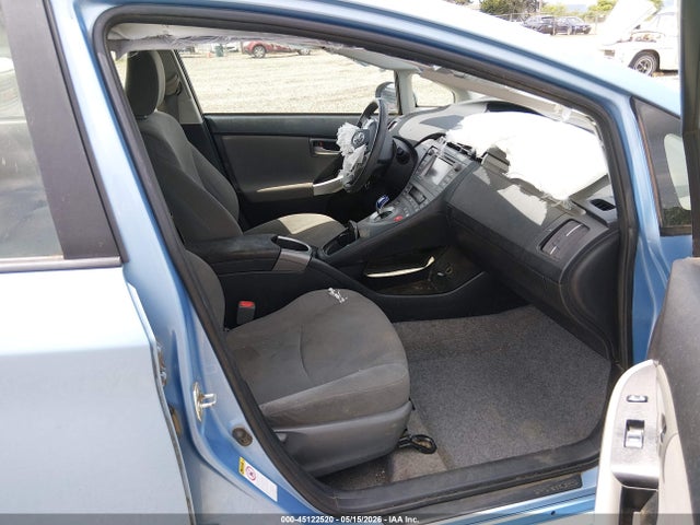 Toyota PRIUS PLUG-IN 2014 JTDKN3DP8E3052209 Image 5