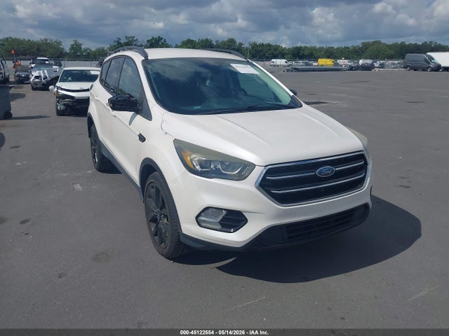Продаж на аукціоні авто 2017 Ford Escape Titanium, vin: 1FMCU0JD2HUB73229, номер лоту: 45122554