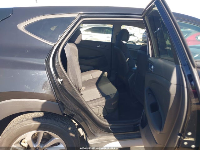 Продаж на аукціоні авто 2017 Hyundai Tucson Se, vin: KM8J3CA45HU467915, номер лоту: 45122555