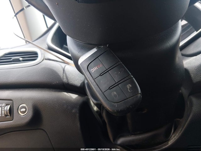 Продажа на аукционе авто 2015 Chrysler 200 Limited, vin: 1C3CCCAB1FN688290, номер лота: 45122601