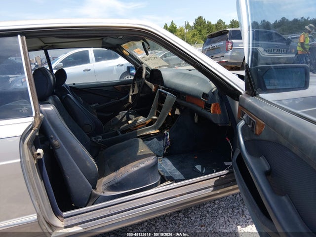 Продажа на аукционе авто 1984 Mercedes-benz 500 Sec, vin: WDBCA44AXEA080606, номер лота: 45122616