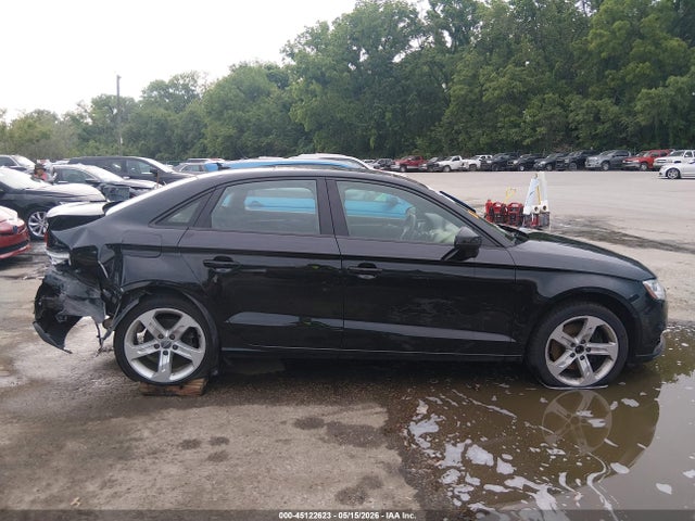 Продаж на аукціоні авто 2018 Audi A3 2.0t Premium/2.0t Tech Premium, vin: WAUAUHFF6J1055385, номер лоту: 45122623