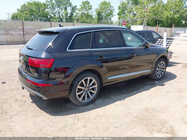 Продажа на аукционе авто 2018 Audi Q7 3.0t Premium, vin: WA1VAAF72JD020266, номер лота: 45122632