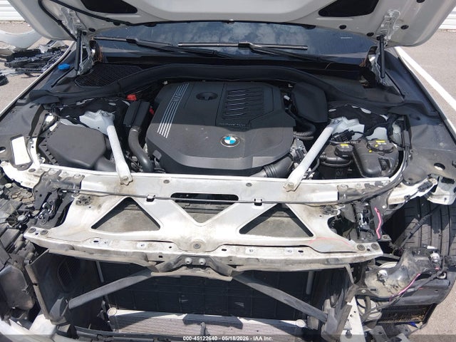 45122640 :رقم المزاد ، WBA7T2C01MCE58941 vin ، 2021 Bmw 740i مزاد بيع