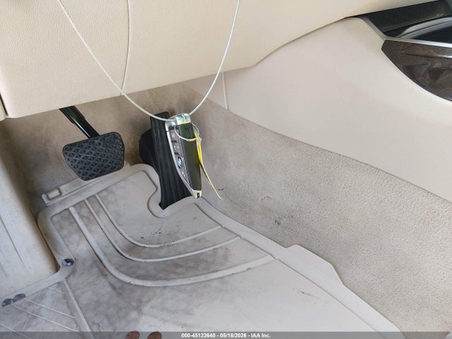 45122640 :رقم المزاد ، WBA7T2C01MCE58941 vin ، 2021 Bmw 740i مزاد بيع