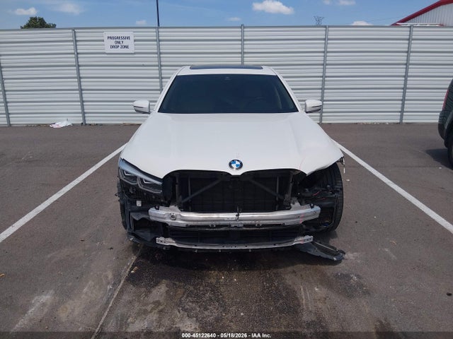 45122640 :رقم المزاد ، WBA7T2C01MCE58941 vin ، 2021 Bmw 740i مزاد بيع