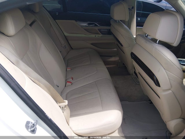 45122640 :رقم المزاد ، WBA7T2C01MCE58941 vin ، 2021 Bmw 740i مزاد بيع