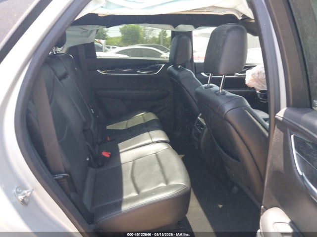 45122646 :رقم المزاد ، 1GYKNCRS8LZ151548 vin ، 2020 Cadillac Xt5 Fwd Premium Luxury مزاد بيع