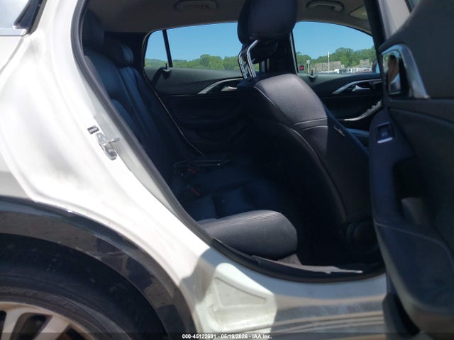 45122691 :رقم المزاد ، SJKCH5CP5JA044371 vin ، 2018 Infiniti Qx30 مزاد بيع