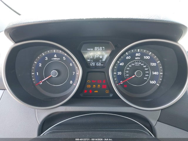 5NPDH4AE8FH628086 Hyundai ELANTRA SE