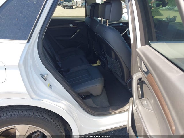 45122729 :رقم المزاد ، WA1EAAFY7P2031874 vin ، 2023 Audi Q5 Premium Plus 45 Tfsi S Line Quattro مزاد بيع