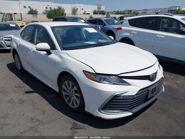 4T1C11AK1NU024142 Toyota CAMRY LE