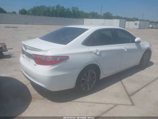 4T1BF1FK0HU312308 Toyota CAMRY SE