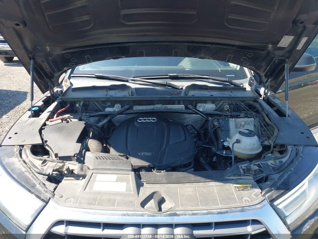 45122749 :رقم المزاد ، WA1ANAFYXJ2171606 vin ، 2018 Audi Q5 2.0t Premium/2.0t Tech Premium مزاد بيع