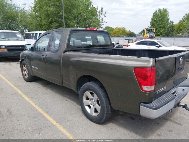 45122771 :رقم المزاد ، 1N6AA06AX5N528833 vin ، 2005 Nissan Titan Xe مزاد بيع