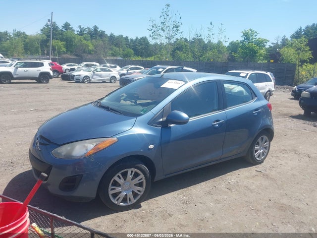 Mazda Mazda2 Sport 2014 JM1DE1KZ0E0181354 Image 2