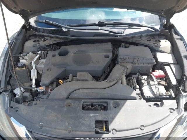2016 Nissan Altima 2.5 Sr მანქანა იყიდება აუქციონზე, vin: 1N4AL3AP2GC204273, აუქციონის ნომერი: 45122883