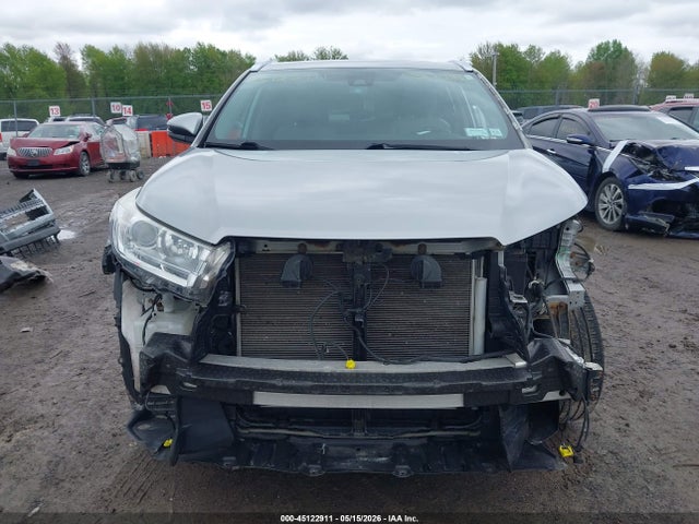 45122911 :رقم المزاد ، 5TDJZRFH2JS808280 vin ، 2018 Toyota Highlander Xle مزاد بيع