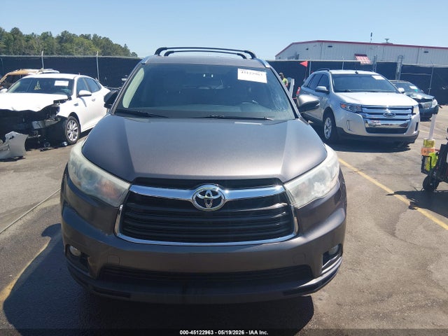 2015 Toyota Highlander Xle V6 მანქანა იყიდება აუქციონზე, vin: 5TDKKRFH8FS048470, აუქციონის ნომერი: 45122963