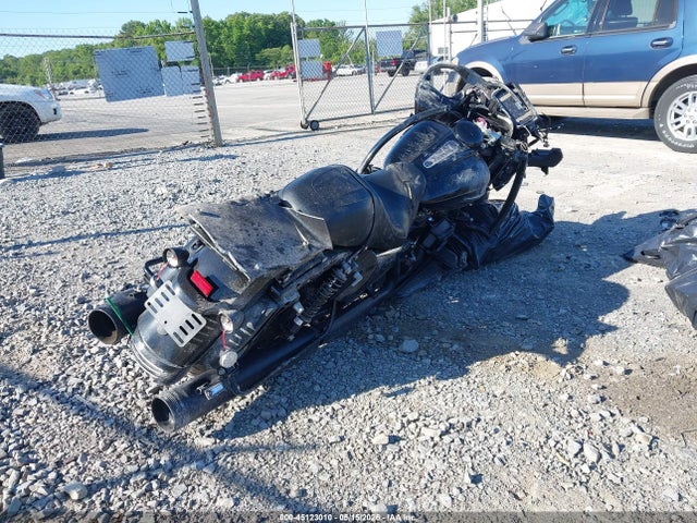 Harley-Davidson FLTRXS 2019 1HD1KTP10KB662620 Image 4